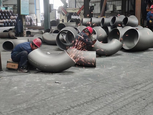 426*12 3d 5d сварило штуцеры трубы проталкивает En10253-1 P235gh 6mm 8mm 10mm 12mm