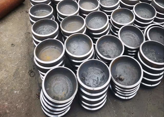 SCH10 гальванизировало крышку стальной трубы углерода Sandblasting черная краска SCH20 SCH30 SCH40